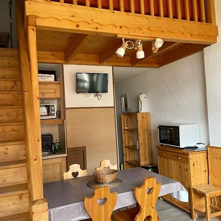Appartement Pour 6 Personnes Au Pied Des Pistes Au Calme Aux Menuires Les Asters 圣马丁德贝尔维尔 外观 照片